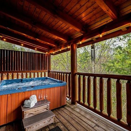 2-Bedroom Cabin With 2 Master Suites, Loft, Half-Bath And Hot Tub In A Serene Resort Setting Sevierville Exterior foto